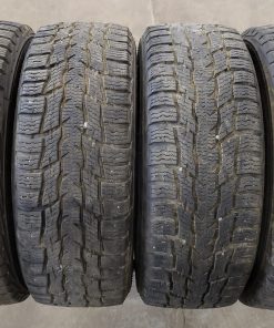 Käytetyt 225/55R17C Nokian kitkarenkaat