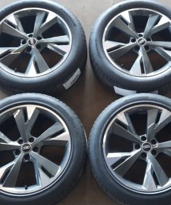 Siirtoajetut Audi Q4 E-Tron 8x20/9x20 5x112 OE alumiinivanteet + kesärenkaat