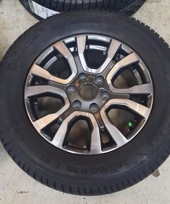 Uudet Ford Ranger alumiinivanteet 8x18 + 265/60R18 Continental kitkarenkaat + TPMS + typpi