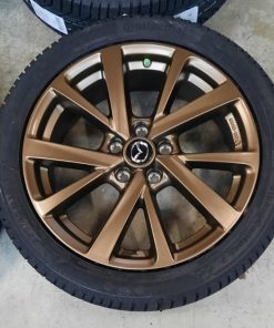 Uudet Mazda 3 alumiinivanteet + 225/45R18 Continental kitkarenkaat + TPMS + typpi