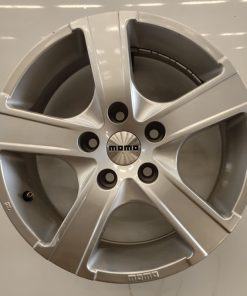Käytetyt Momo Winpro hopea 6,5x15 5x108 ET40