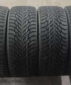 Ajamattomat 225/45R18 Nokian kitkarenkaat