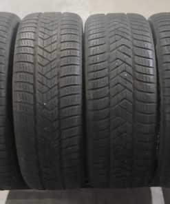 Käytetyt 235/55R19 ja 255/50R19 Pirelli kitkarenkaat