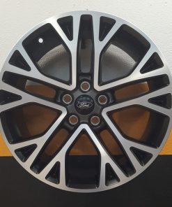 Ford Kuga alkuperäiset alumiinivanteet 7,5x18 5x108 ET50 KR63,4