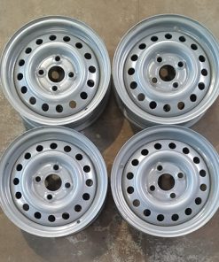 Käytetyt peräkärryn 13" peltivanteet