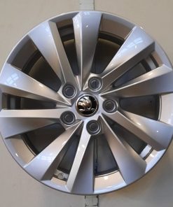 Alternative view of Siirtoajetut Skoda alkuperäiset alumiinivanteet 7x16 5x112 ET46