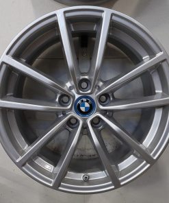 BMW G20 siirtoajetut alkuperäisvanteet 7,5x17 5x112 ET30 KR66,5 + TPMS-anturit