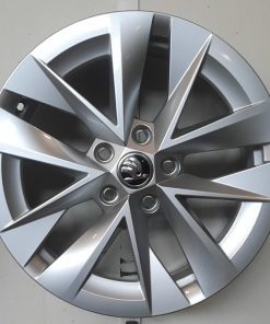 Siirtoajetut Skoda alkup.alumiinivanteet 7x17 5x112 ET46 KR57,1