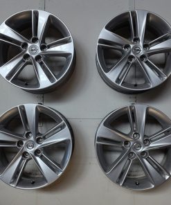 Käytetyt Opel OE alumiinivanteet 7,5x17 5x115 ET45 KR70,3